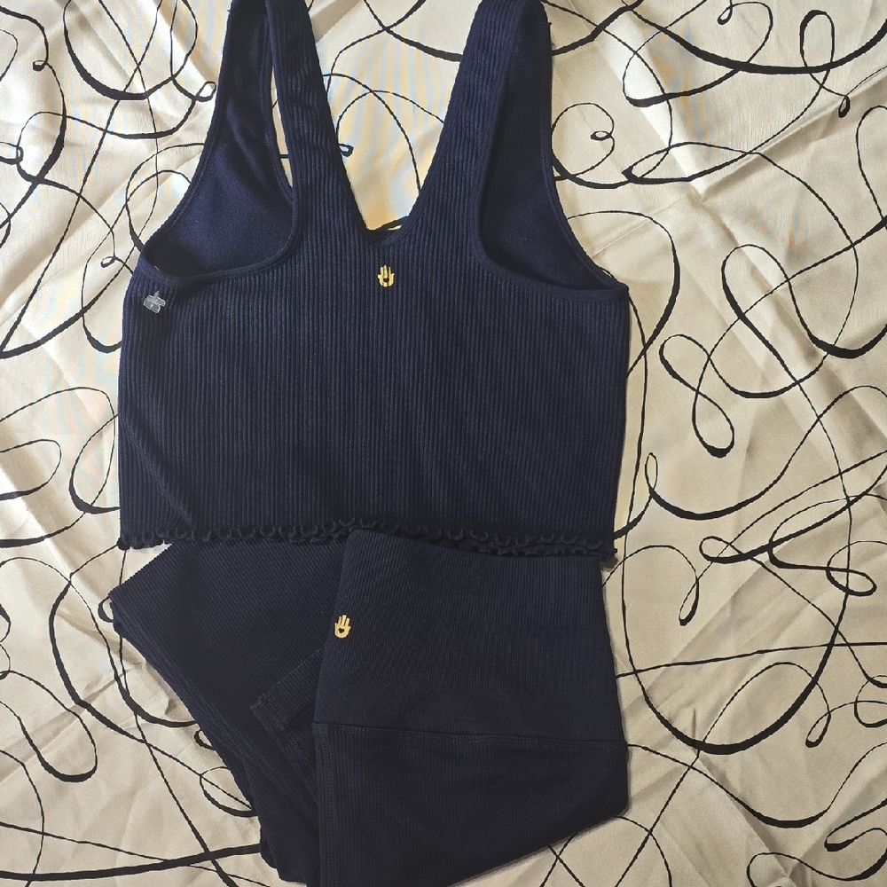 #104. Navy Ribbed Tank and Leggings Set - Picture 2 of 8